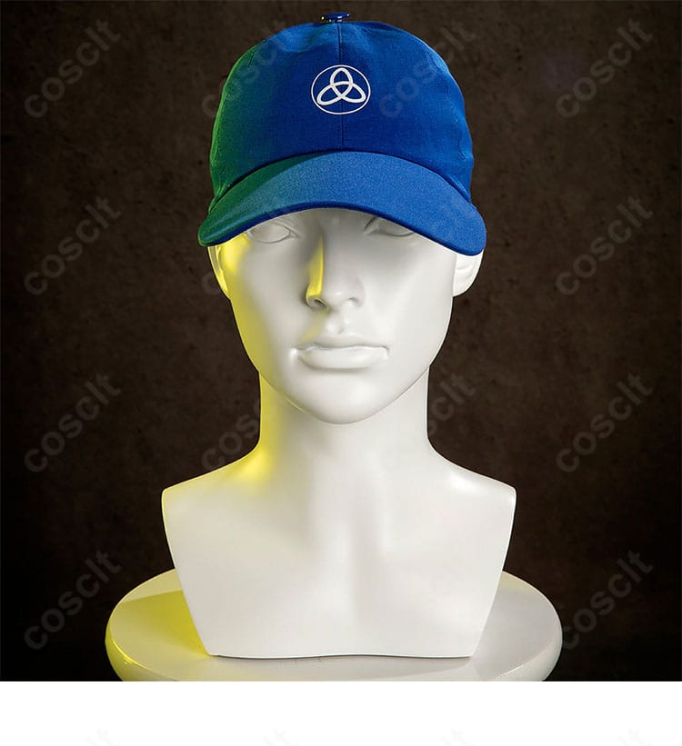 伊織順平の象徴である帽子ディテール。コスチューム全体に馴染む質感と形状