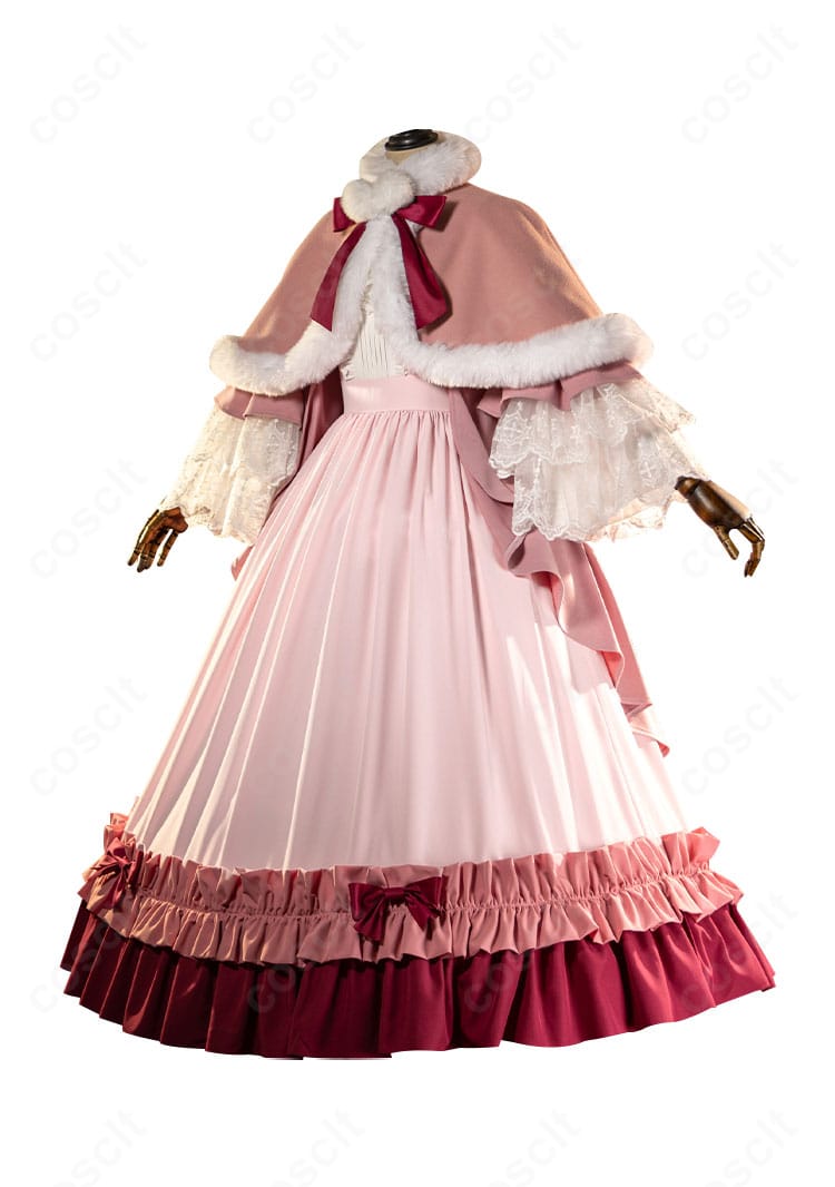 ヴィクトリカ・ド・ブロワ衣装 側面。袖口の刺繍やスカートのハリ感など精緻な仕立てが分かる角度