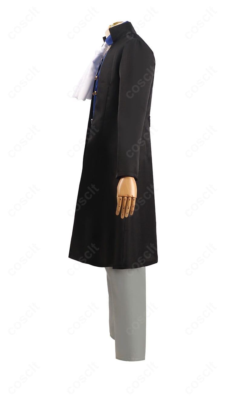 ONE PIECE サボのコスプレ衣装 左側ディテール。胸元の合わせとステッチ、スカーフ端の処理が見えるアップ。