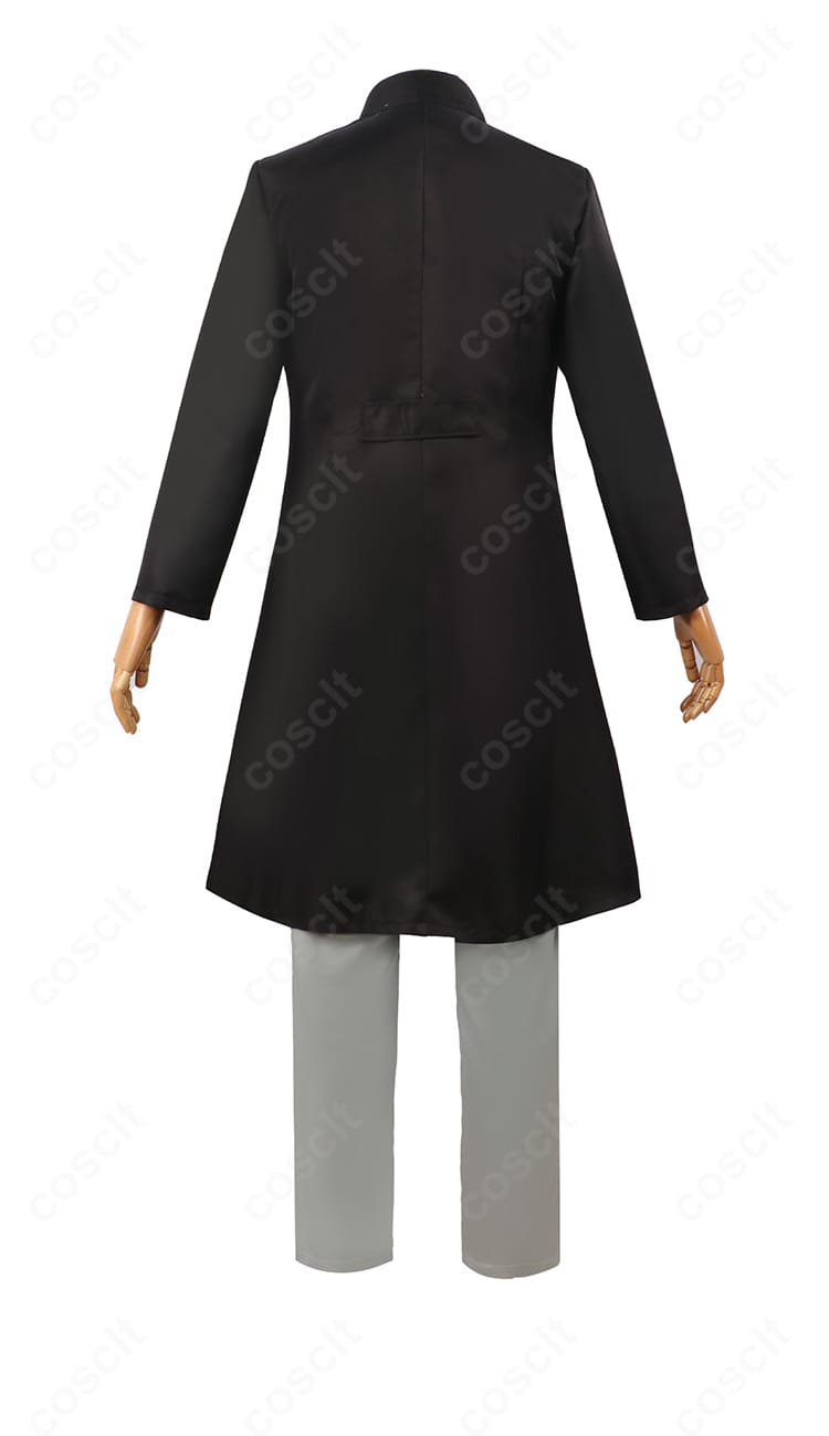 ONE PIECE サボのコスプレ衣装 背面。コートの後ろ身頃の落ち感とウエストラインが分かる。