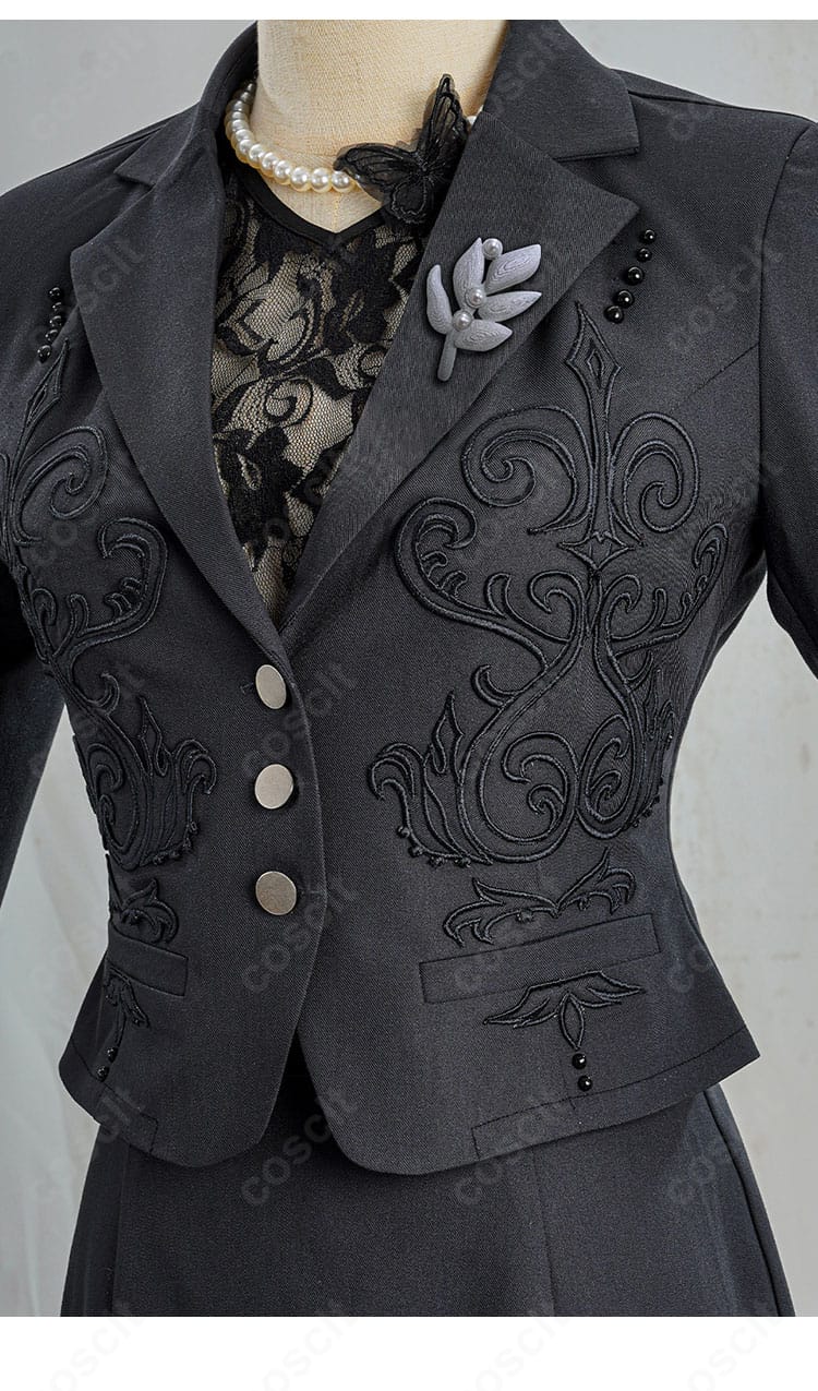 Identity V 昆虫学者 メリー・プリニウス フェリス 衣装の襟元と首飾りディテール。上品な装飾で顔まわりを華やかに。