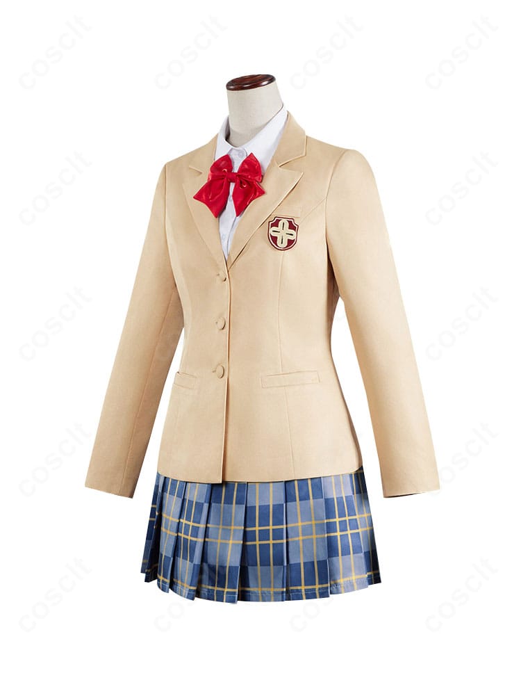 御坂美琴コスプレ衣装の側面。コートのラインとプリーツの落ち感、スカーフのボリューム感が分かるサイドビュー。