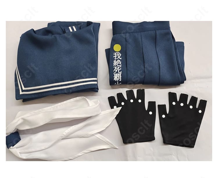 ブルーアーカイブ スケバン（SMG）コスプレ衣装のセット内容一式。トップス、スカート、スカーフ、手袋の4点。
