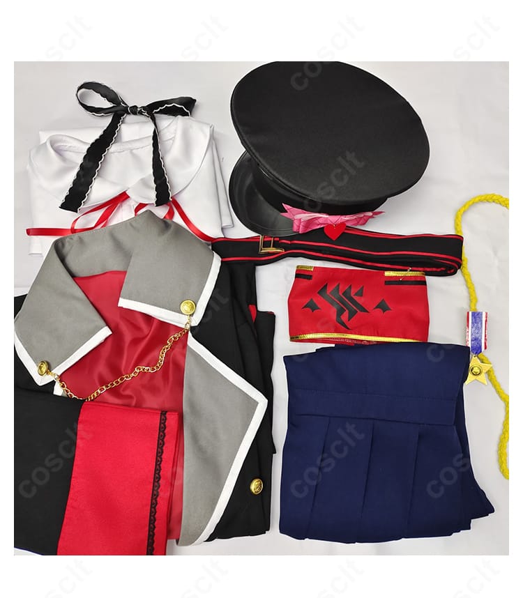 丹花イブキ コスプレ衣装のセット一式。トレンチコート、ワンピース、シャツ、ショートパンツ、帽子、髪飾り、ベルト、リボン、紐飾り、腕章を並べた構成