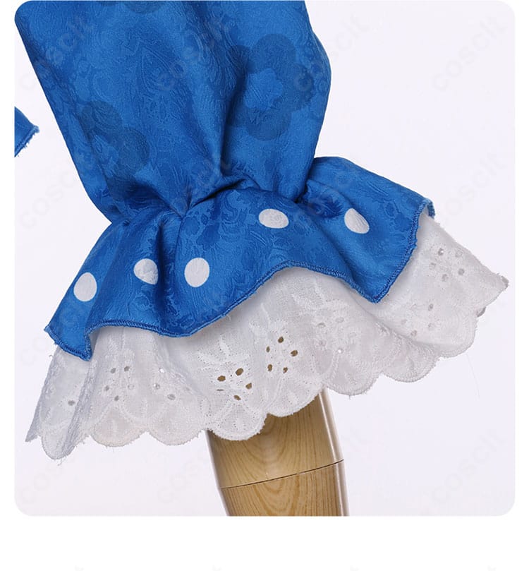 ガラテア コスプレ衣装の袖口装飾ディテール。端処理と装飾パーツの近接