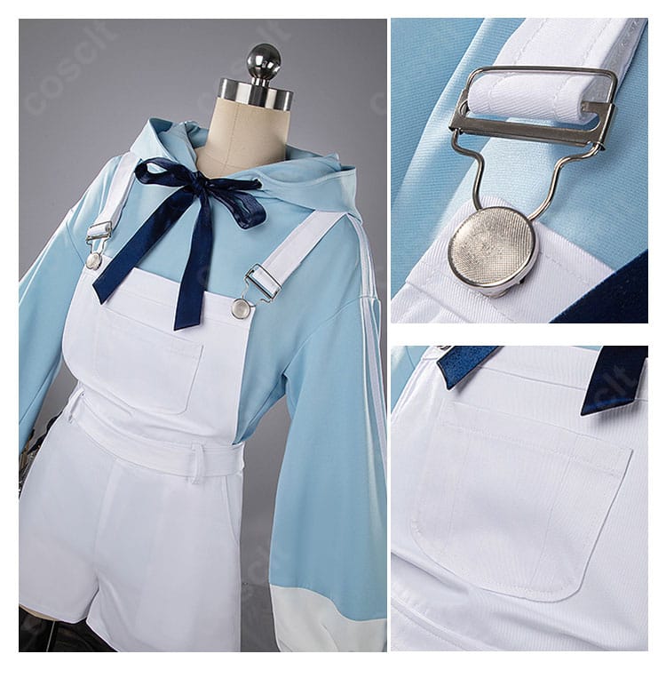 背負い紐とポケット装飾のクローズアップ。ステッチワークと小物配置で再現度を高めたポイント。