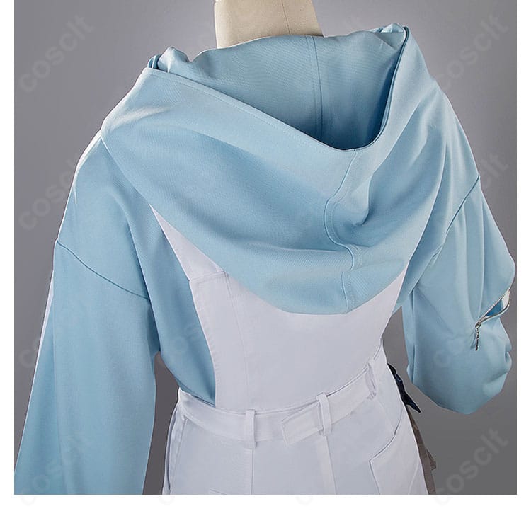 帽子（髪飾り）の装飾アップ。キャラクターの個性を引き立てるデザインと質感。