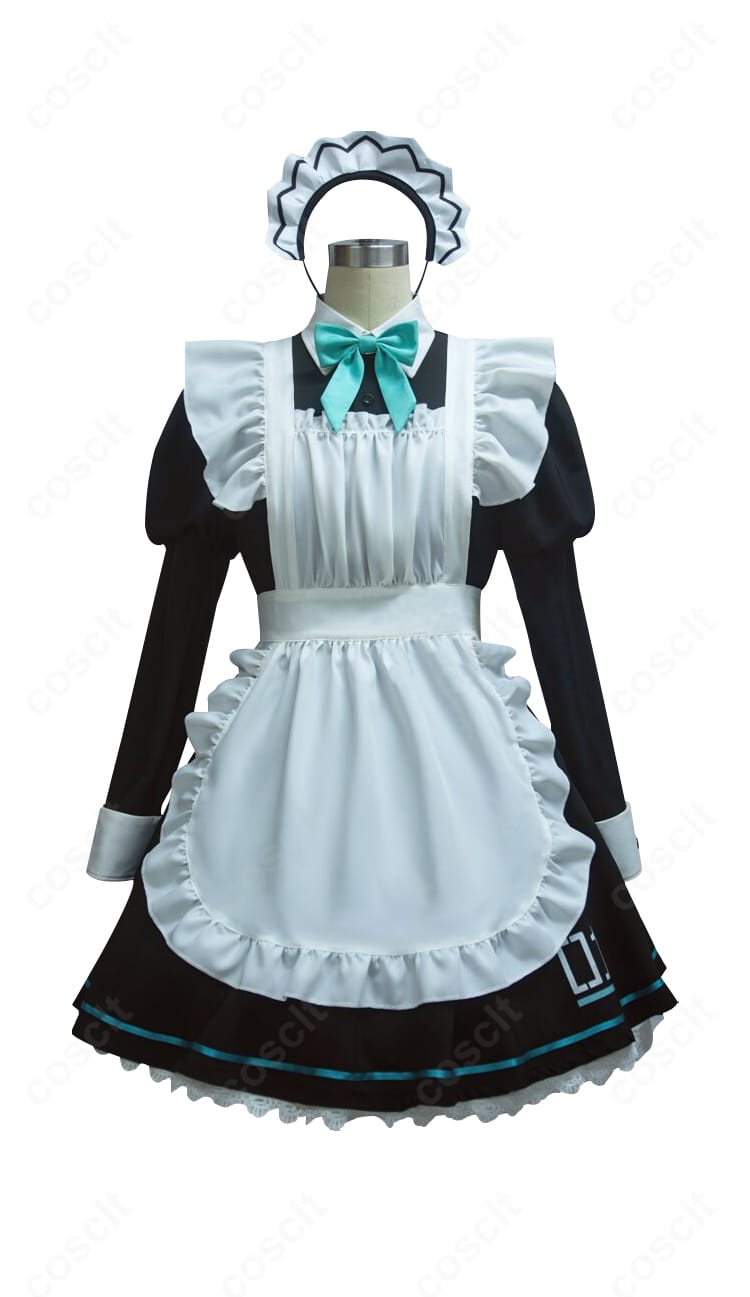 ブルーアーカイブ 砂狼シロコ メイド服コスプレの正面カット。フリルエプロン、胸元ギャザー、落ち着いた配色のディテールが見える写真。