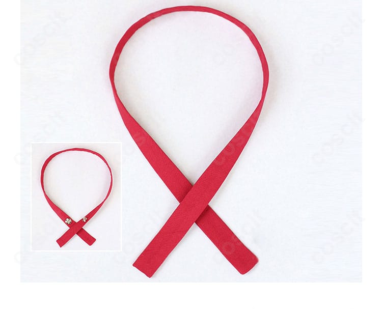 花嵐エリ コスプレ衣装 ネックレス装飾ディテール。胸元のアクセントを確認できる画像