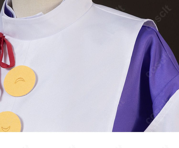 肩・袖の装飾ディテール。縫い合わせと配色切替が強調された近接カット。