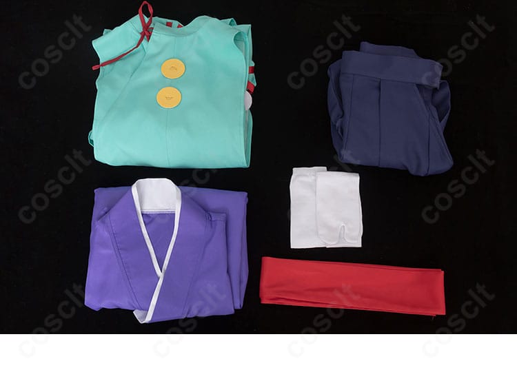 セット内容の集合写真。上着・インナー・ズボン・帯・靴下の5点が揃った構成を示します。