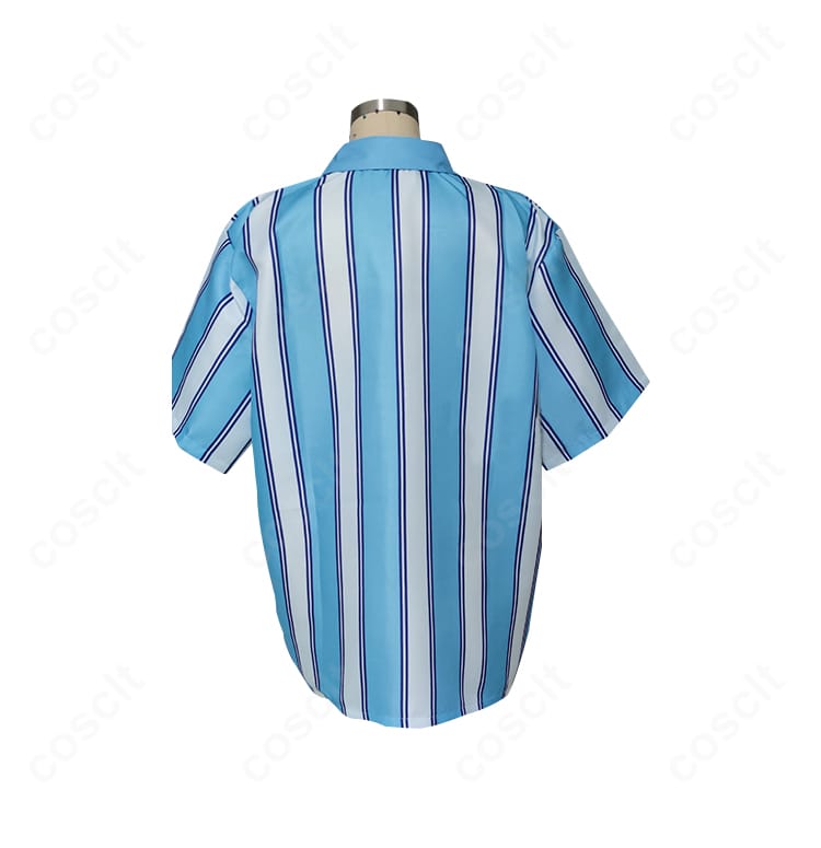 深海奏汰 私服（夏）コスプレ衣装の背面。後ろ姿のラインと全体バランスを確認できる背面画像。