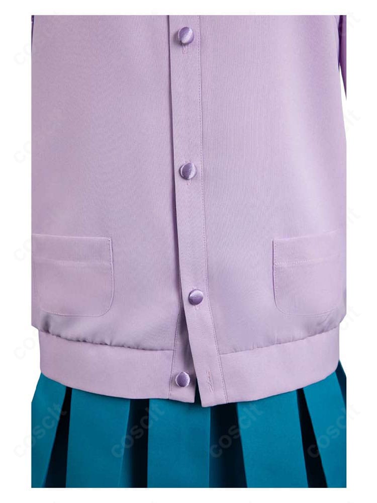 君に届け 胡桃沢梅コスプレ衣装の門襟ディテール。縫製の整いと形の美しさを示す近接カット。