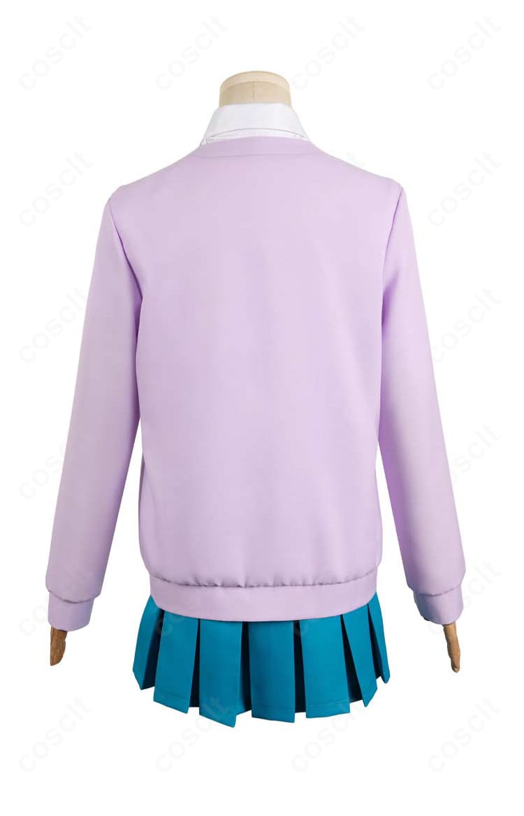 君に届け 胡桃沢梅コスプレ衣装の背面全体。背中のフィット感とスカートの広がりをチェックできる。