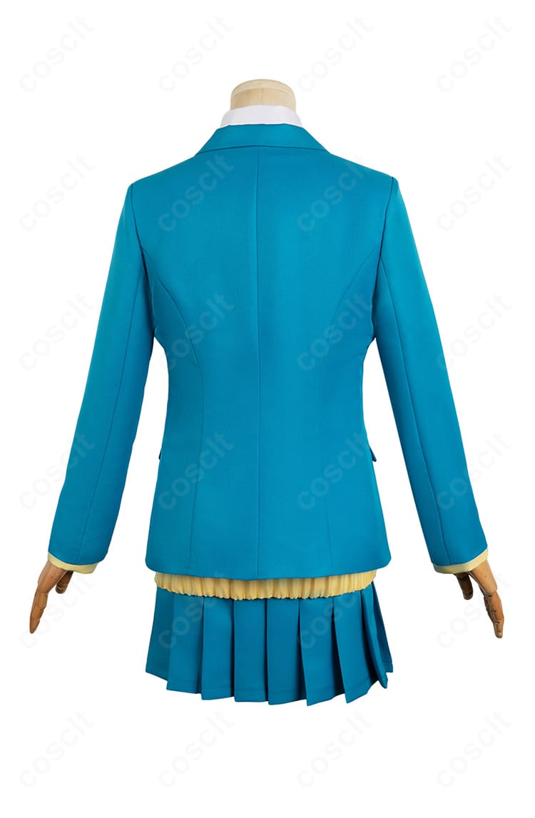 『アオのハコ』鹿野千夏 制服(冬服)コスプレの背面カット(ジャケットとスカートのライン)