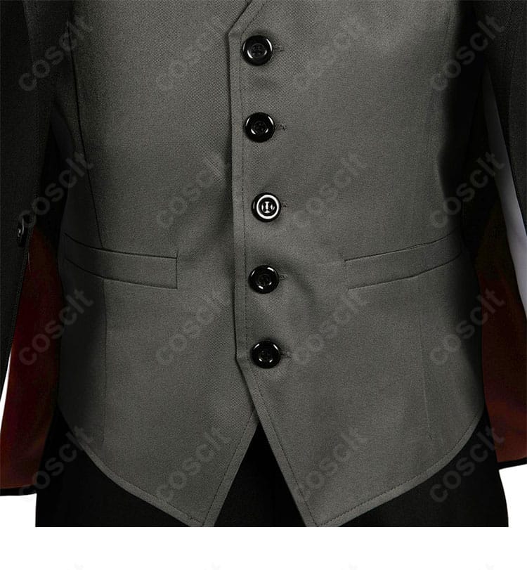 合コンに行ったら女がいなかった話 蘇芳 コスプレ衣装 前立てとボタンのディテール。均一なステッチで上品な印象。