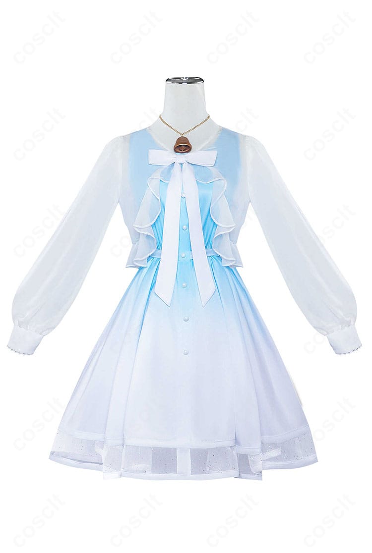 原神・甘雨(カンウ)コスプレ衣装の正面全身。上品なシルエットと配色、胸元装飾がはっきり見える画像。