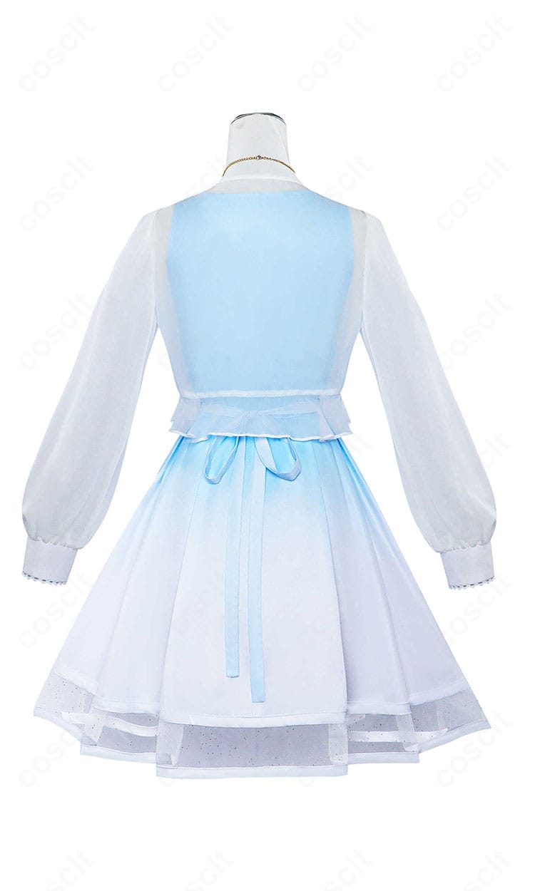 原神・甘雨(カンウ)コスプレ衣装の背面全景。背中の装飾や裾のラインまで忠実に再現されたディテールを強調。