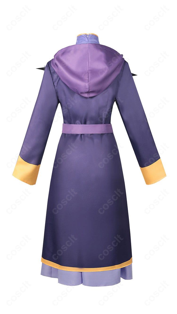 ウィズ衣装の背面。後中心のラインと裾装飾、着崩れしにくい構造が確認できる画像。