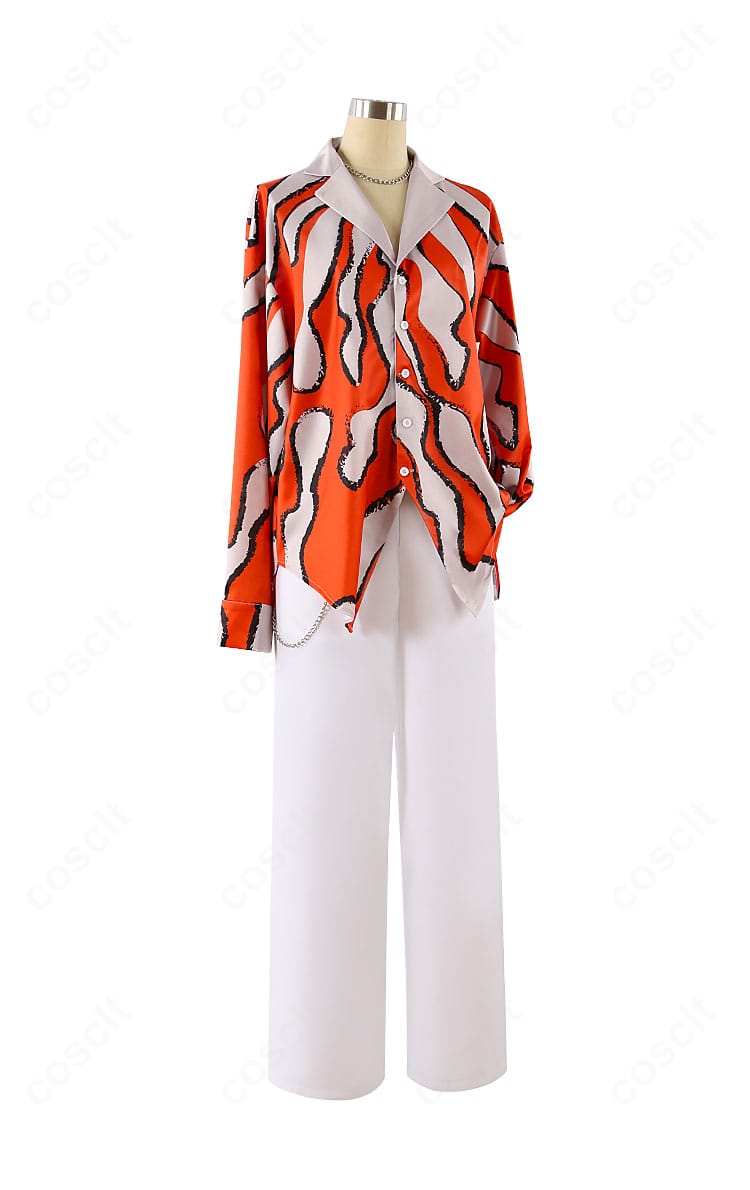 『カリスマ』草薙理解 コスプレ衣装 側面。サイドからも崩れにくいシルエットとアクセサリー位置が分かるディテール