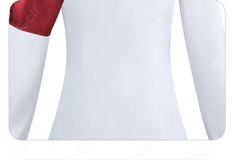 背面装飾のクローズアップ。パネル切替とステッチワークで立体感を表現。