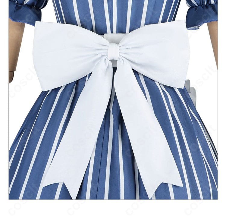 メイド服の背中蝶結び拡大。繊細な刺繍と結びの立体感で後ろ姿に華やかさをプラス