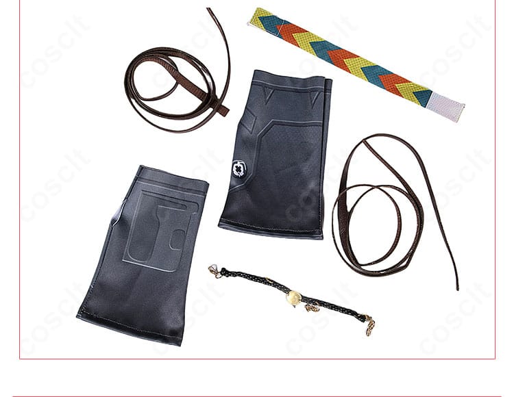 手首アクセサリーの詳細。ブレスレットの表面処理と留め具の形状。