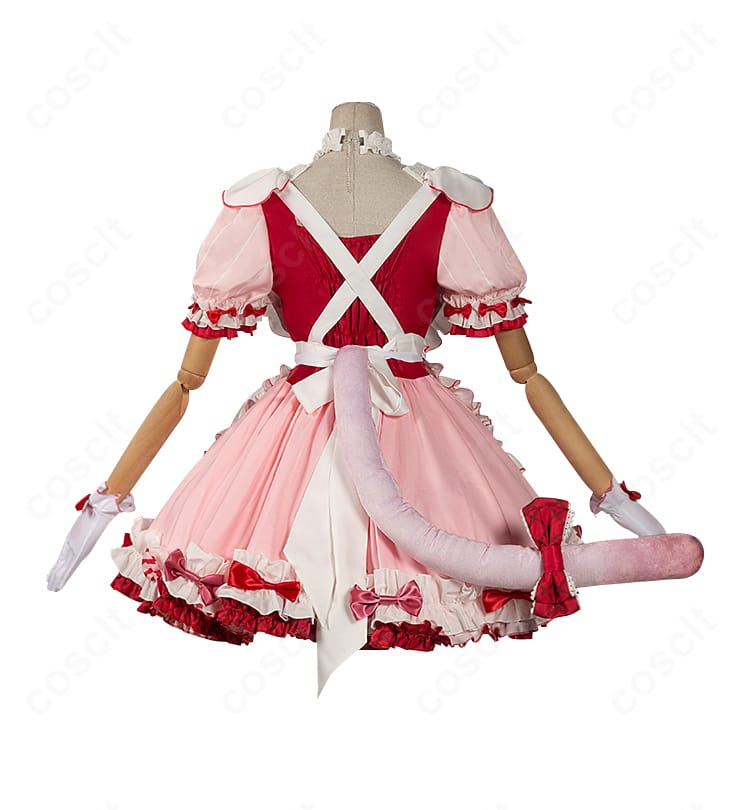 ゴールデングロー 衣装の背面全体。リボン結びやバックスタイルのレース配置など、後ろ姿のディテールを示す画像。