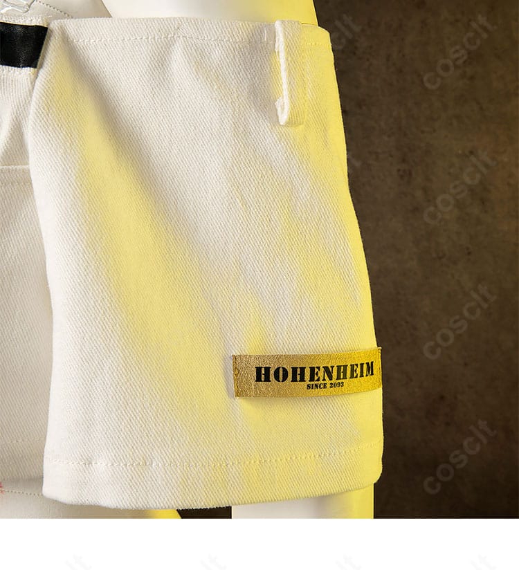 袖口の装飾ディテール。A.B.Aの袖デザインとステッチワークを強調した寄り画像。