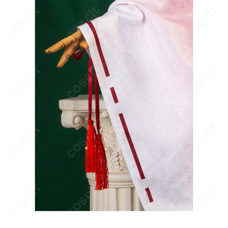 巫女姫様コスの右袖クローズアップ。ギャザー分量と装飾パーツの配置。