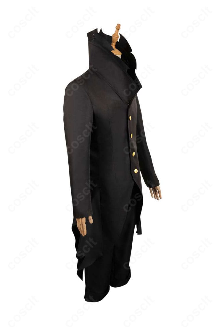 高倉健(オカルン)第一形態コスの右側ディテール。袖口やサイドシルエットの作り込みを確認できる画像。