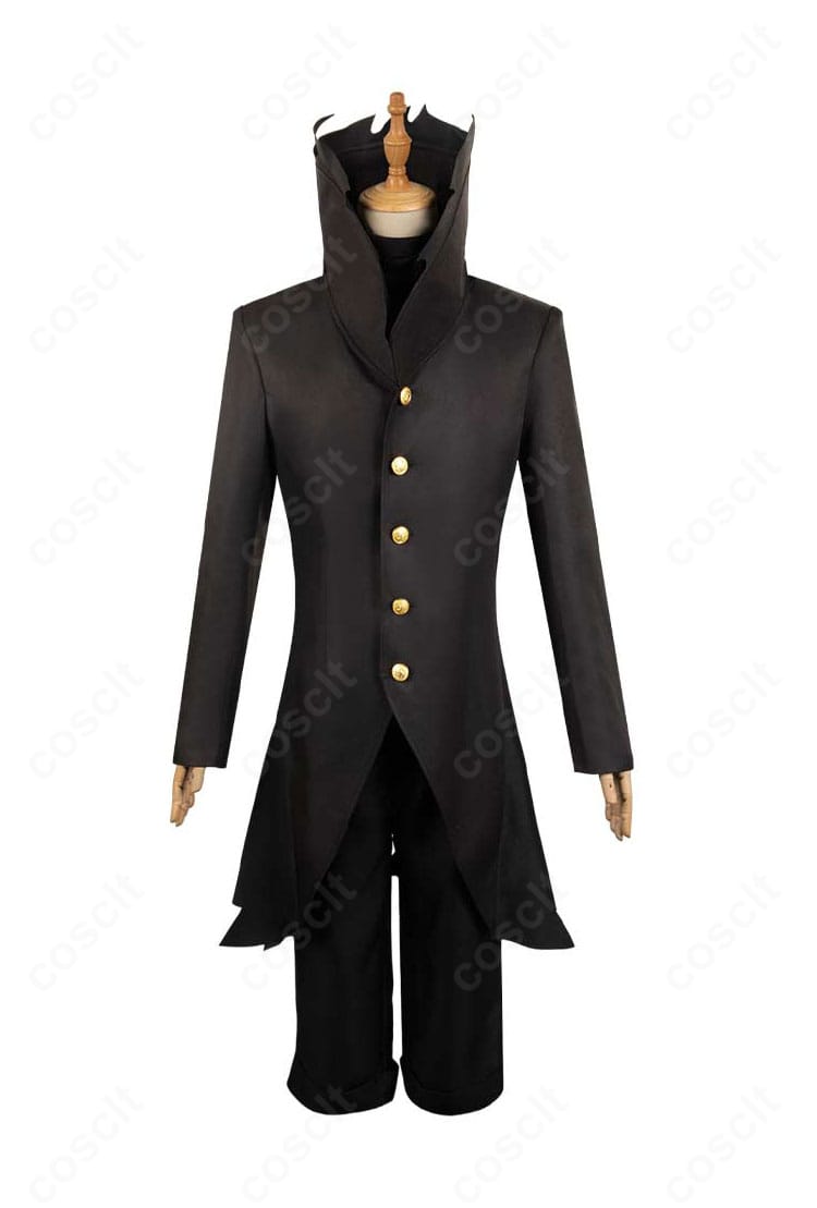 ダンダダン 高倉健(オカルン)第一形態の正面全身。ロングコートとマスク・マフラーを忠実再現したコスプレ衣装のフルコーディネート。