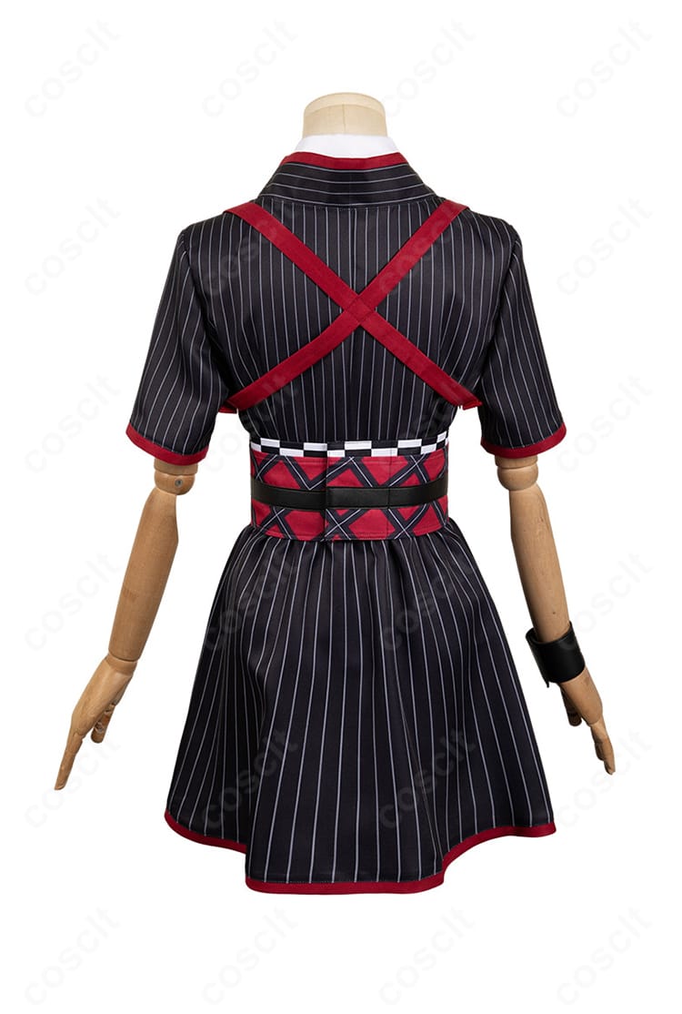 安和すばる ライブ衣装コス・背面。背中のカッティングと装飾配置が分かる画像