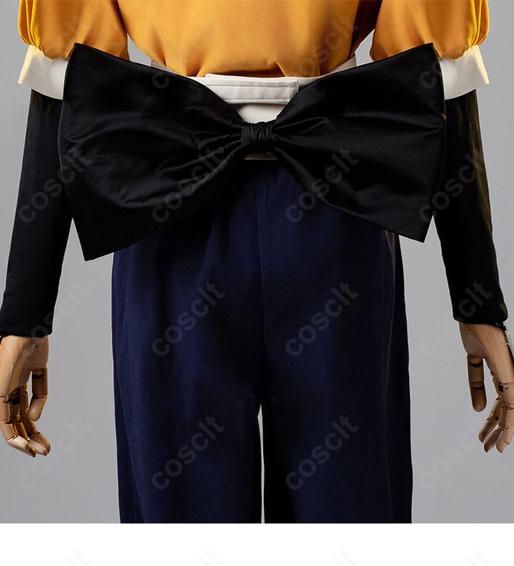 【推しの子】有馬かな 舞台衣装の背面。大きな蝶結びのボリュームと整ったドレープを掲載。