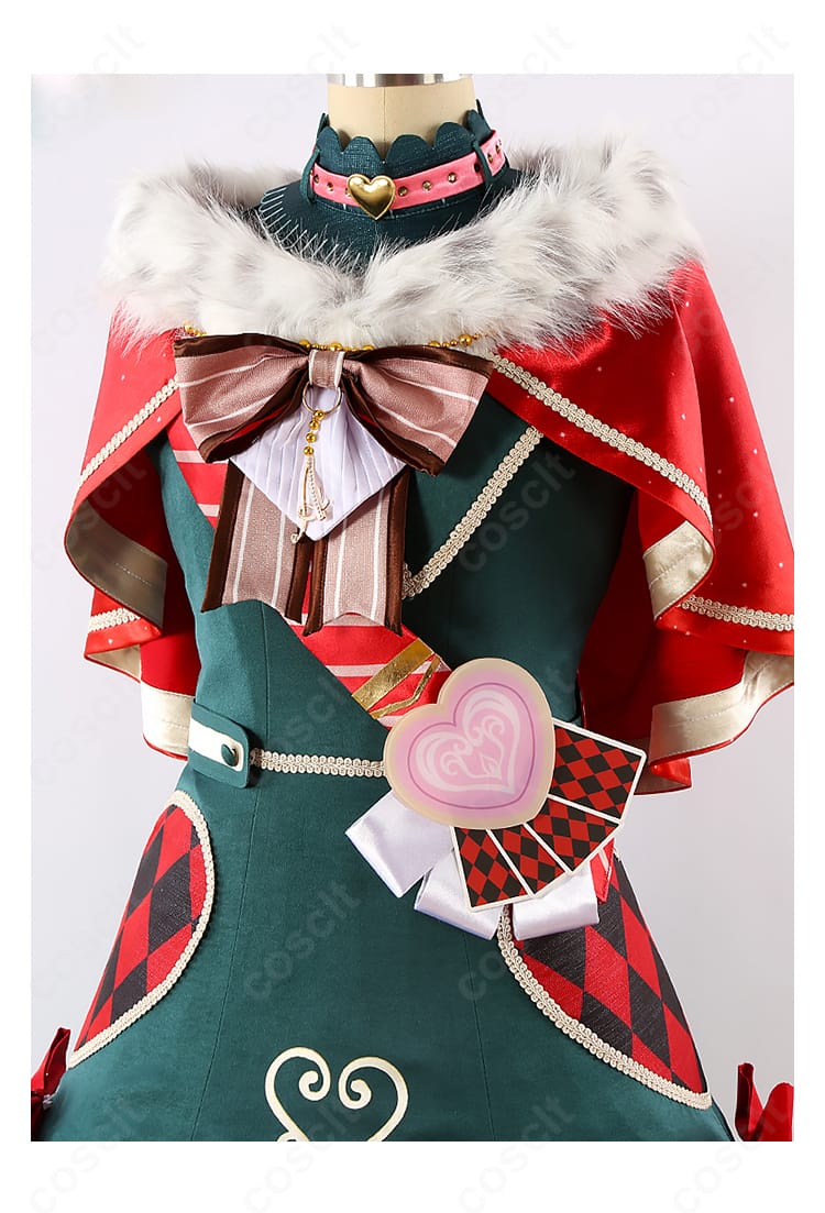 草薙寧々 クイーン・オブ・ハート衣装の装飾アップ。王冠、蝶結び、たすきの立体感と固定仕様、縁取りの縫製をクローズアップ。