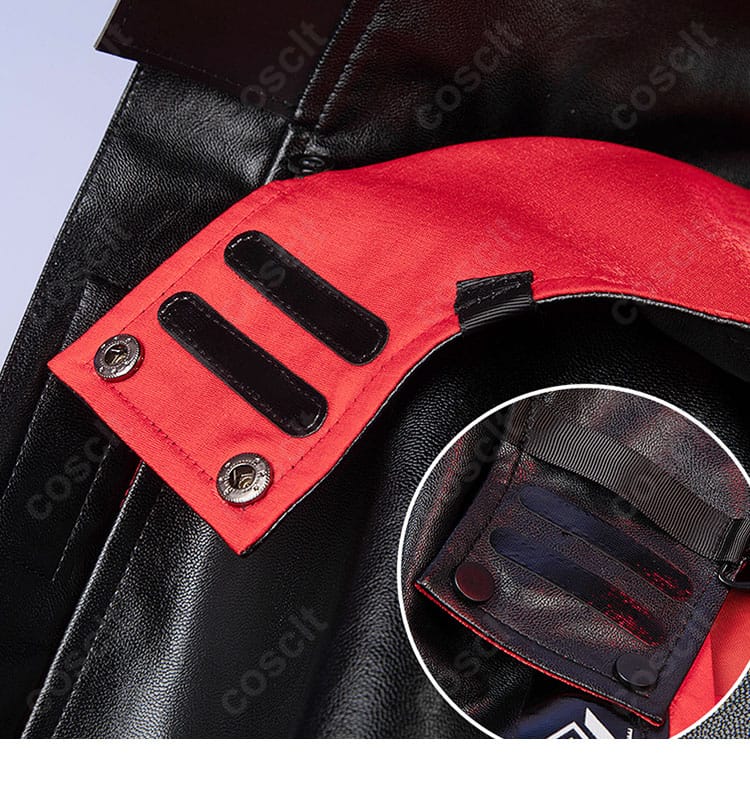 ウンファ コスプレ衣装 帽子の留め具部分。金具の形状と留め構造が確認できるディテール画像。