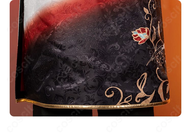 風早巽 宝相華衣装コスプレの背面装飾ディテール。高精度な縫製と装飾の固定を確認できる。