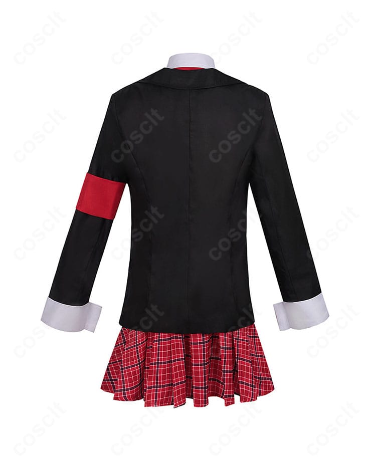 商品の背面画像。コート(ジャケット)とスカートの後ろ姿、背中心のラインが確認できるディテール写真。