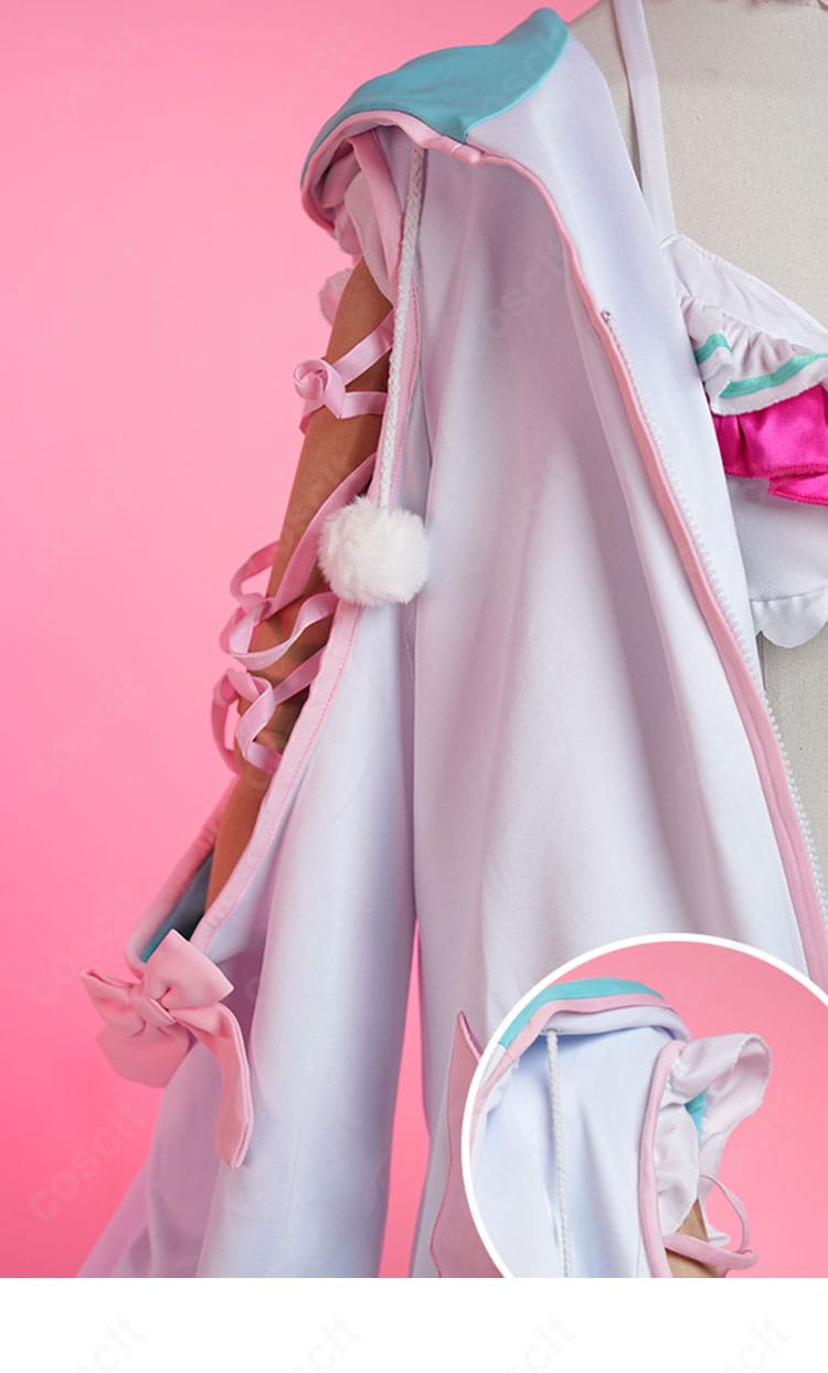 肩〜袖の装飾アップ。袖口の切り替えとロゴ風意匠の配置、縫製の整いを示す。