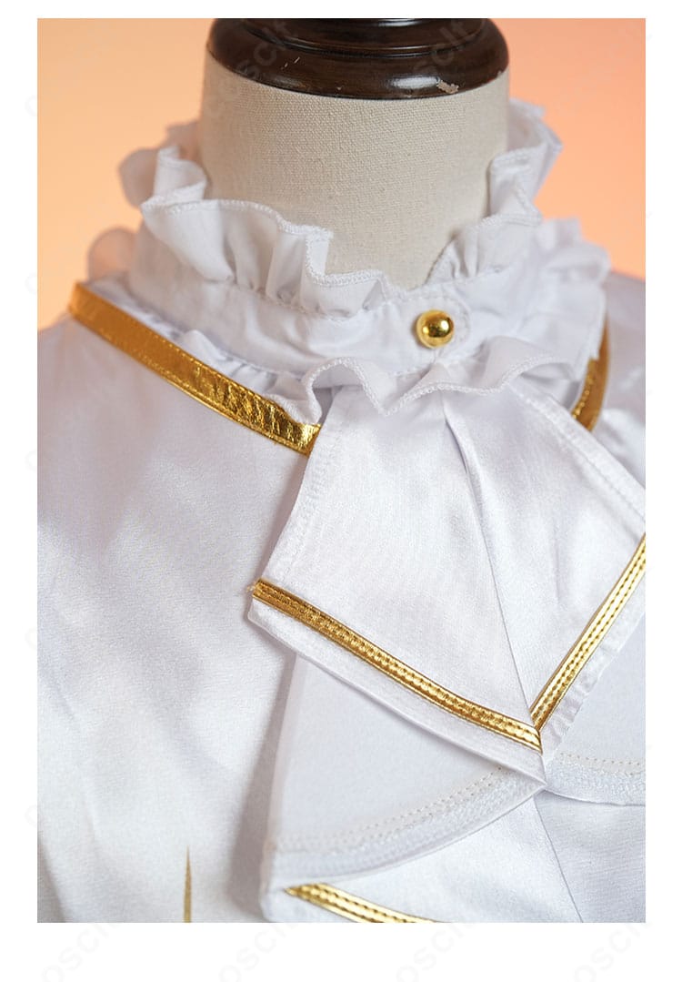 襟装飾の詳細画像｜精緻な刺繍と高品質な仕上げの先斗寧 コスプレ衣装