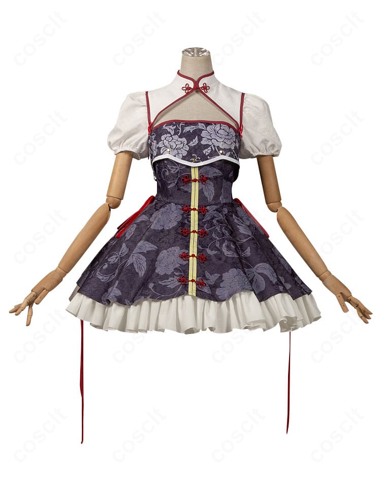 クルル・ツェペシ衣装の正面全体。中華テイストの襟元と赤いリボン、刺繍入りのワンピースを高再現。