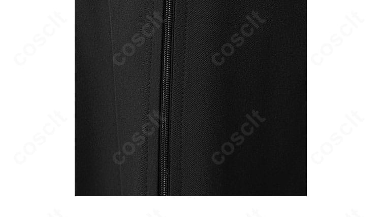 ファスナー部位のアップ。開閉がスムーズで耐久性を意識した作りを確認できる画像。