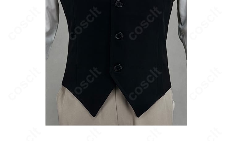 衣装フロントのボタンと前合わせの仕上がりに焦点を当てた写真