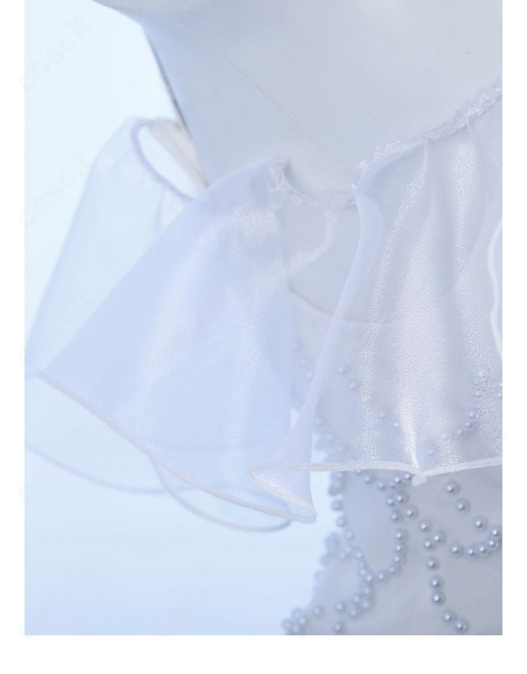 衣襟パーツの装飾詳細。縁飾りと立体感の確認