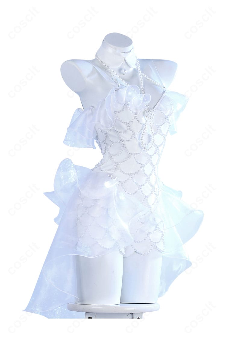 グレイス コスプレ衣装の側面。腰からヘッドアクセまでのシルエット確認