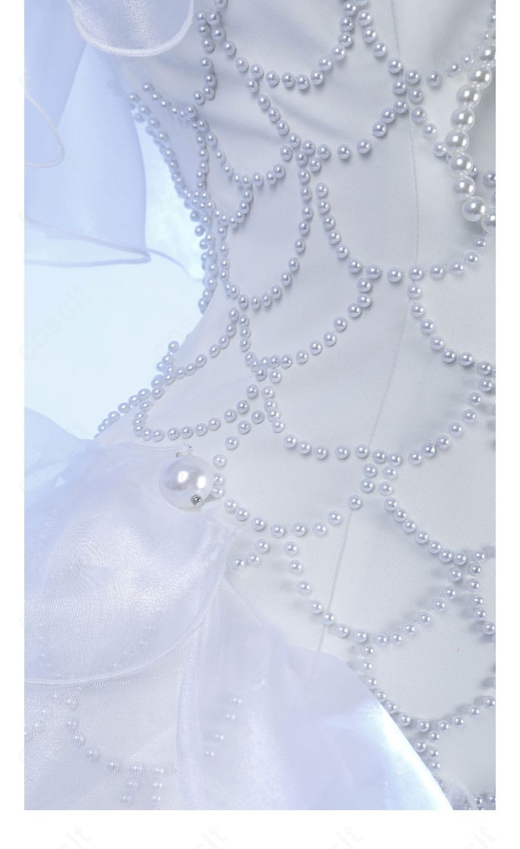 腰部装飾のアップ。曲線的パーツと配色のバランスが見える