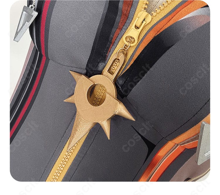 マーヴィカ 炎神 コスプレのチェーン（衣链）装飾詳細。精緻な金色チェーンで装束の格を高める