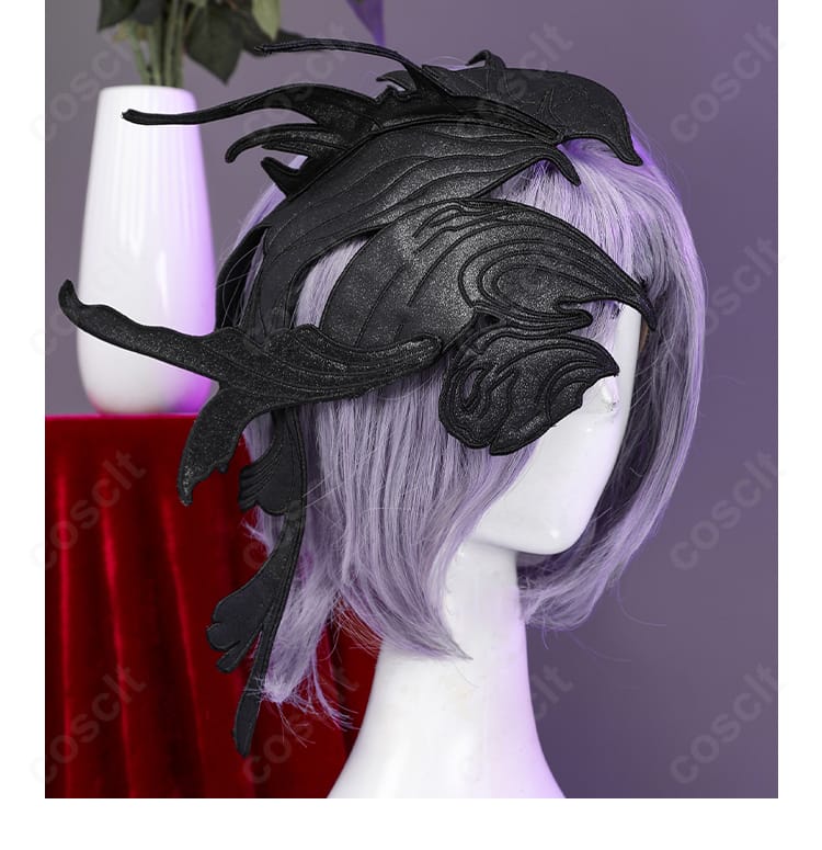 デレーヤのヘッドアクセサリー拡大。星海モチーフの豪華な装飾が特徴