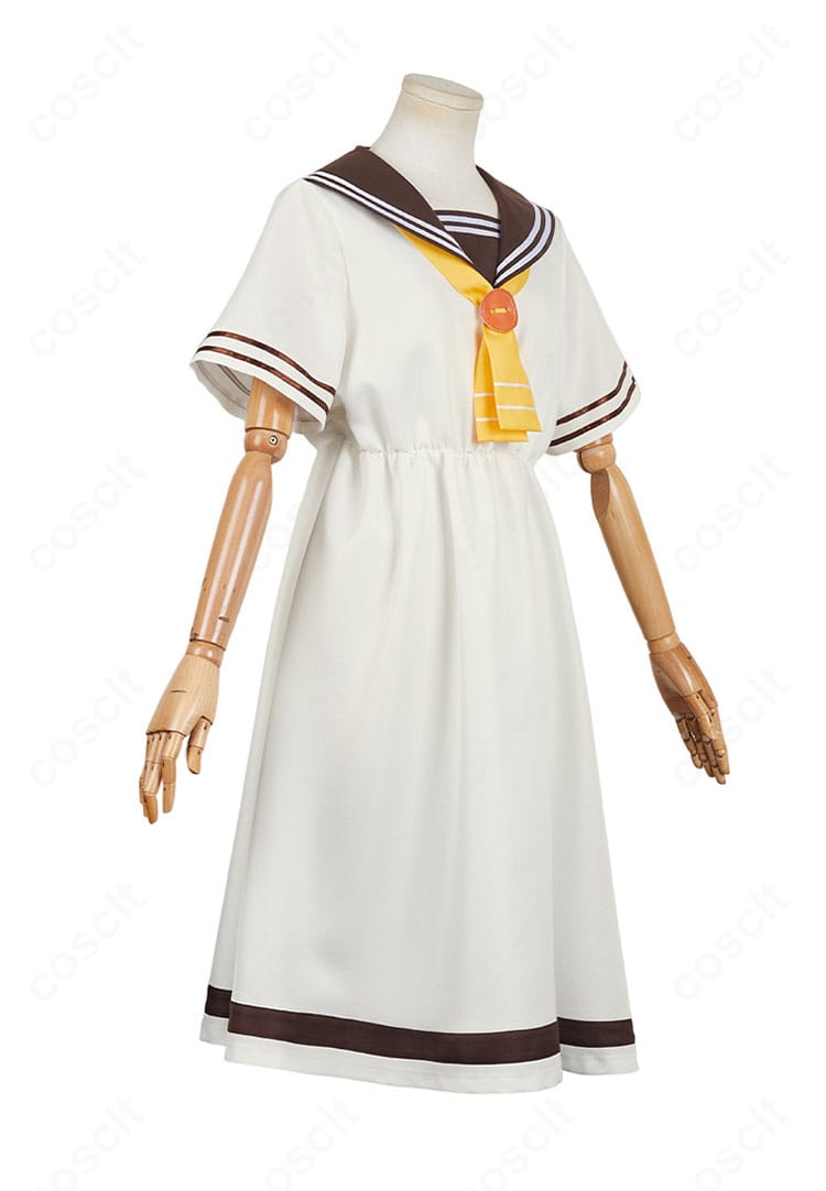 温水佳樹コスプレ衣装の右側面ビュー。袖口やサイドのフィット感、学園風らしい清潔感あるラインを強調。