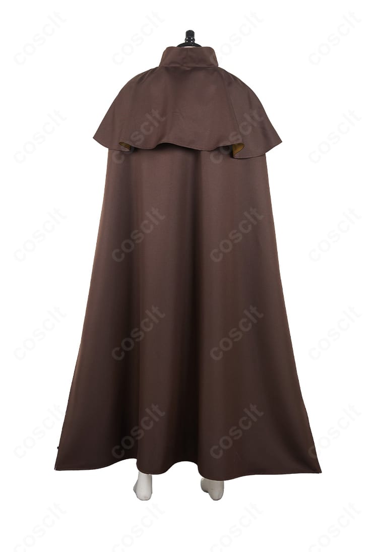 右側ディテールのクローズアップ。袖の形状とサイドのシルエットがわかる構図。